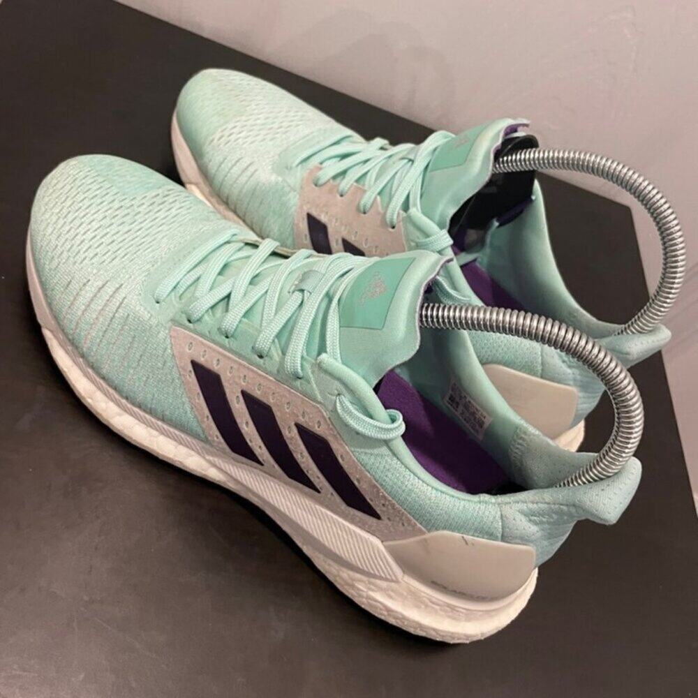 ADIDAS BOOST RUNNING SNEAKERS SZ 8.5 SOLAR LITE GREEN MINT ATHLETIC VERSATILE - Picture 13 of 16